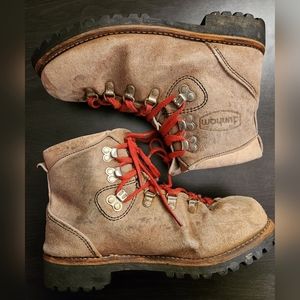 Vintage 80’s Dunham Hiking Boots 6055 Size 8.5 Leather Vibram Sole Made In USA